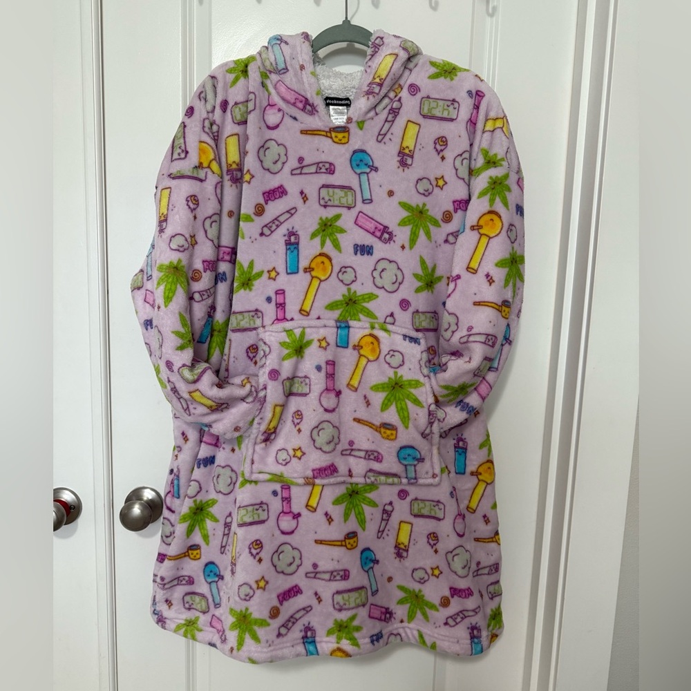 Weekending Snuggie wearable blanket